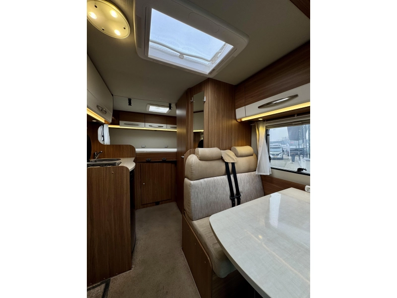 Carado T 132 Hymer group photo: 9