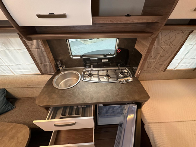 Knaus Sport 450 FU Silver Selection Foto: 7