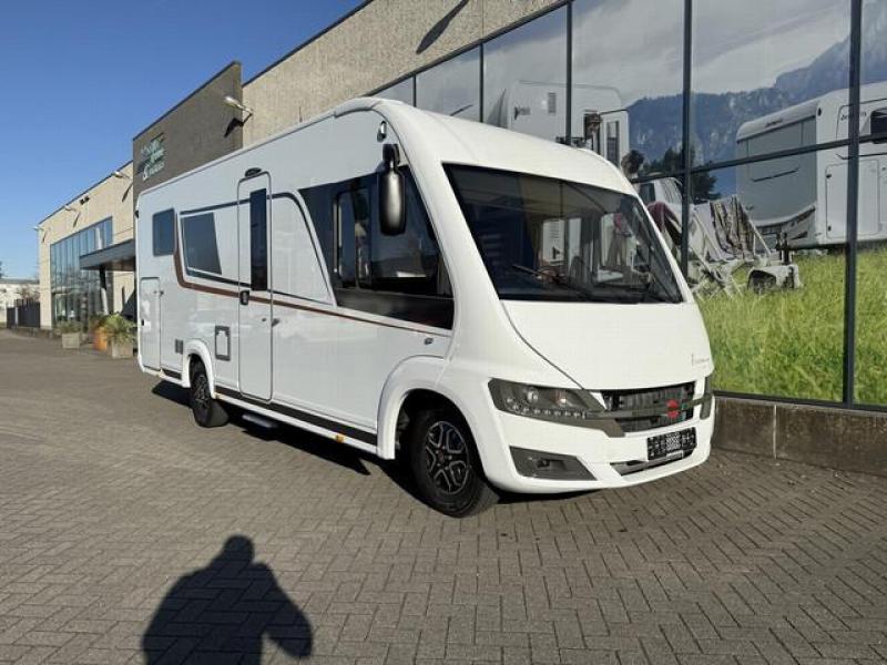 Bürstner Lyseo I 726 G Bürstner Lyseo I 726G -Hefbed-Automaat  foto: 1