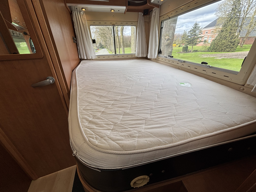 ARCA 3.0L (chain) Very spacious Complete and well maintained P 674 LSX photo: 10