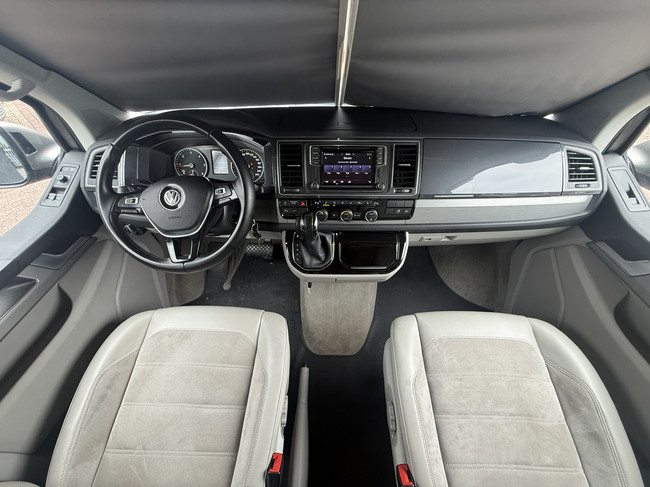 Volkswagen California Ocean T6 Westfalia im Neuzustand DSG Automatik 200 PS Vollausstattung 4 Schlafpl&auml;tze elektr. Aufstelldach Markise Klimaautomatik Tempomat Kamera Softclose abnehmbare Anh&auml;ngerkupplung Foto: 17