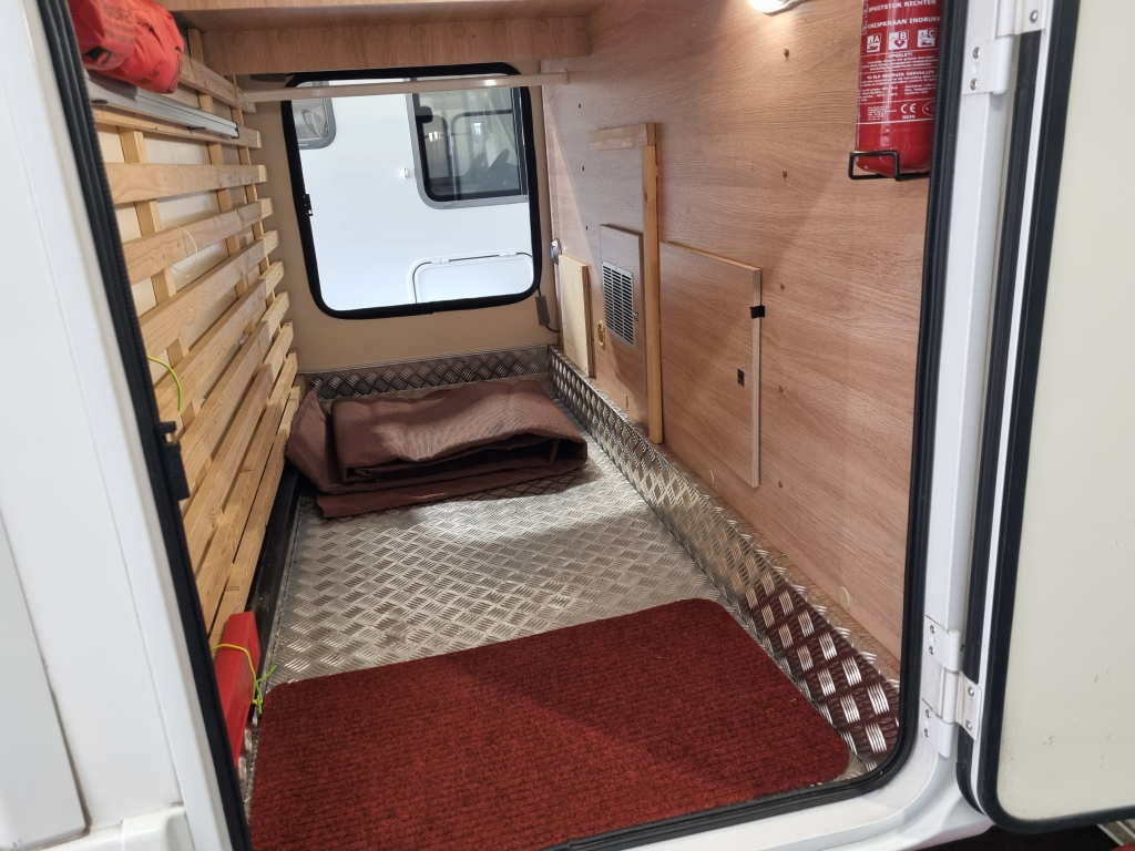 PLA Happy 397 Automatik Queensbett HPC Nivelliersystem 4.4 t Foto: 38