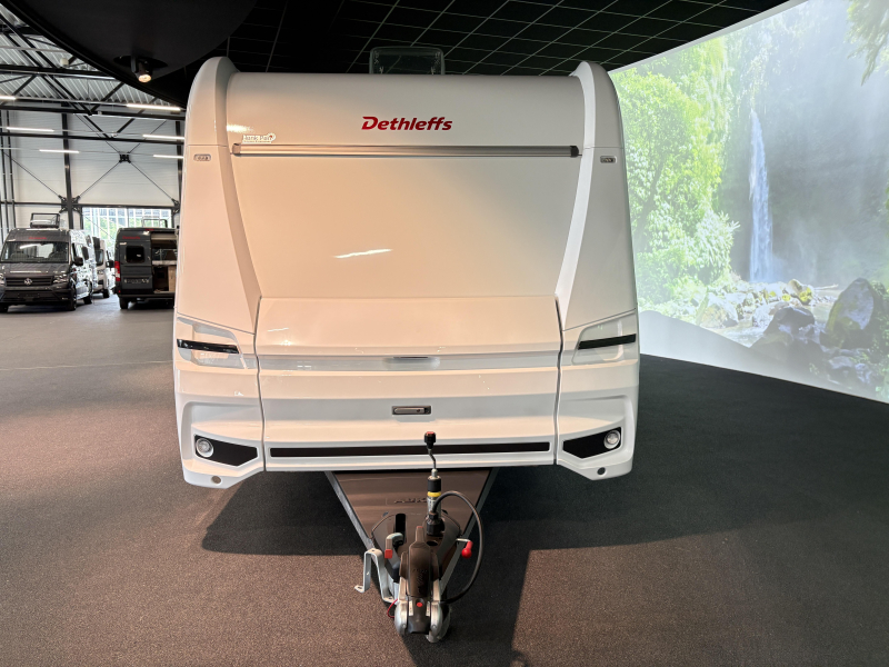 Dethleffs Nomad 460 EL lits jumeaux / gaz ext&eacute;rieur photo : 1
