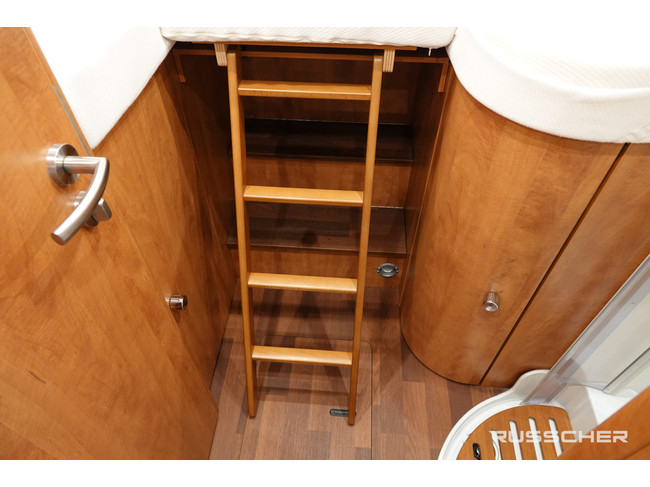 Carthago CHIC C-LINE i 4.9 5 persoons 150Pk | Lengte bedden | Dakairco foto: 17