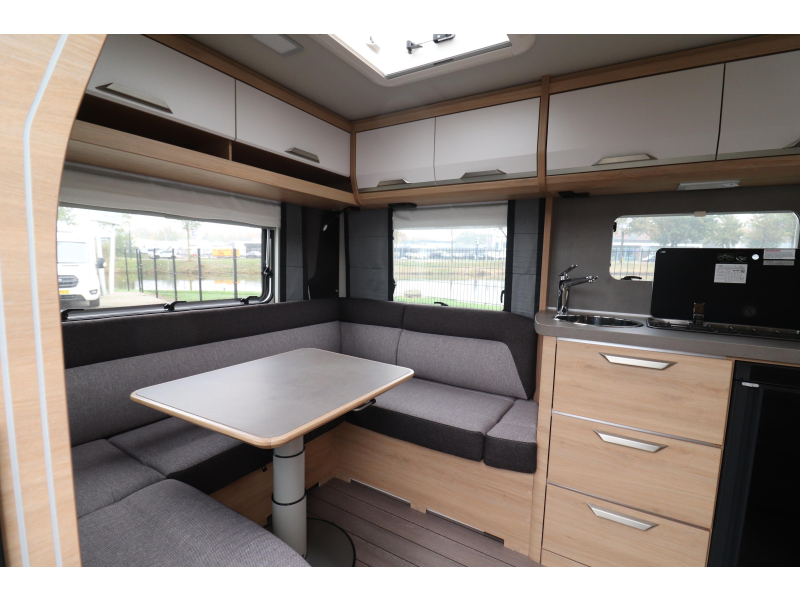 Knaus Sudwind Black Selection 450 FU Modell 2026 - 1700KG - 147 Foto: 8