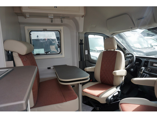Bürstner Lineo C 550 Ford foto: 12