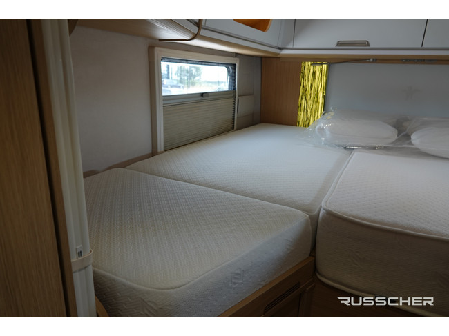 NIESMANN BISCHOFF Smove 7.4 E 150Pk Automaat | Leder | Lengtebedden foto: 11