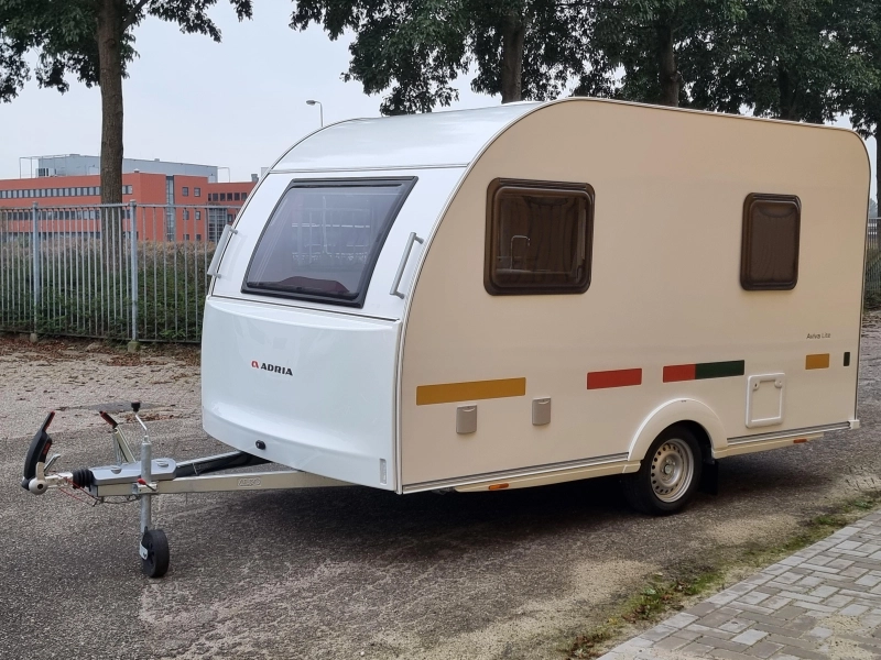 Adria Aviva Lite 360 DK Foto: 3