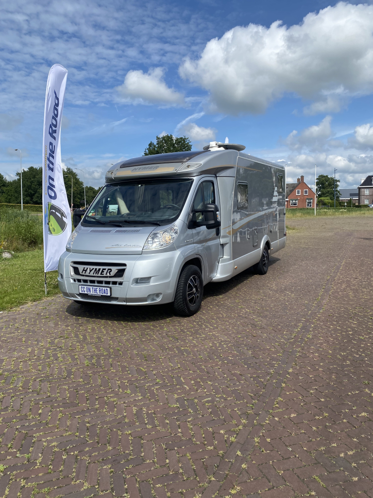 Hymer T 674 SL 2.3 MultiJet 160 CV, Semi-integral, 2 camas individuales, Aire acondicionado de motor, Antena parab&oacute;lica autom&aacute;tica, etc. A&ntilde;o 2011 Centro de autocaravanas On the Road en Noorderringweg 4 en Marum.