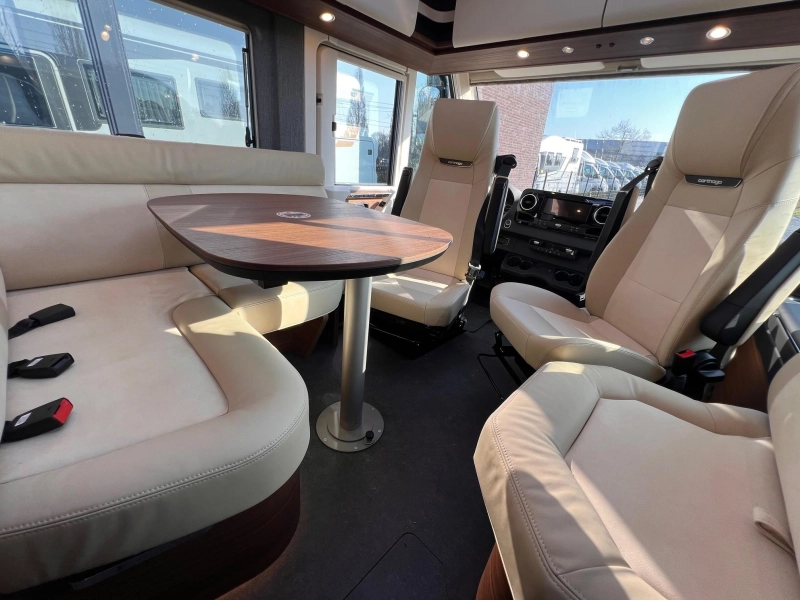 Carthago Chic C-Line I 4.9 LE MERCEDES/BOVENKASTJES foto: 3