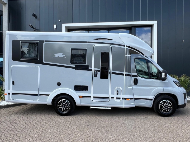 Laika Ecovip L 2009 Titanio enkele bedden  foto: 3