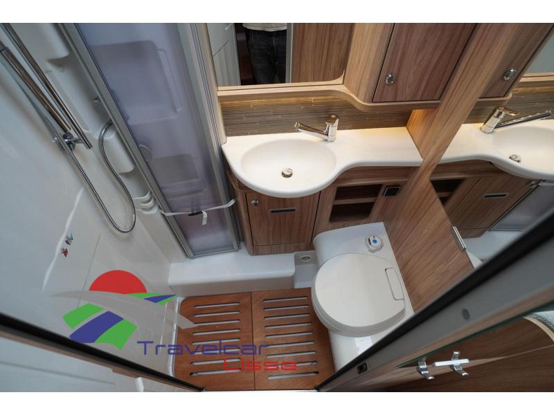 Hymer Exsis-I 588 Sistema de nivelaci&oacute;n | Autom&aacute;tico foto: 8