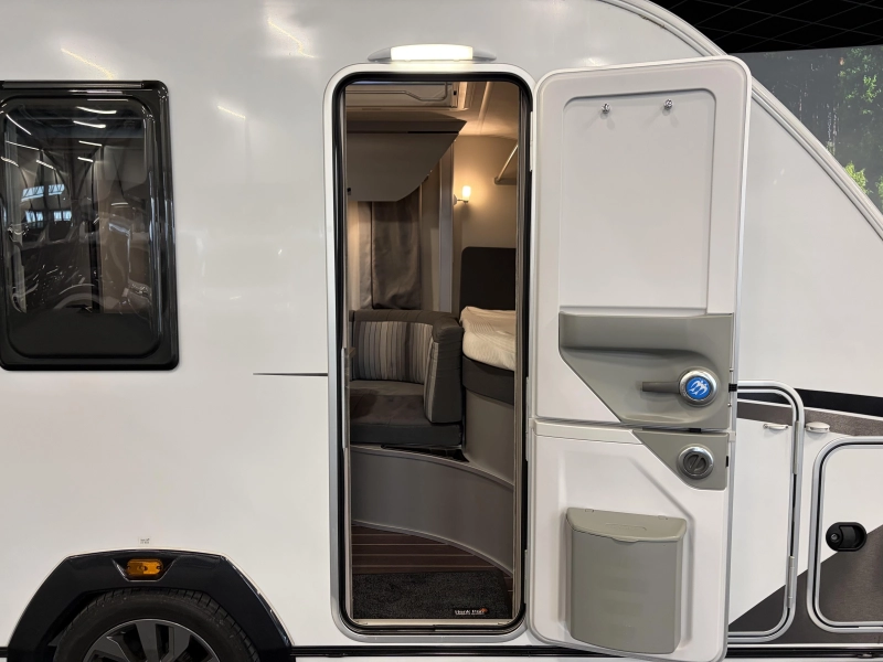 Knaus Sport en Fun 480 QL Black Edition / mover  foto: 7