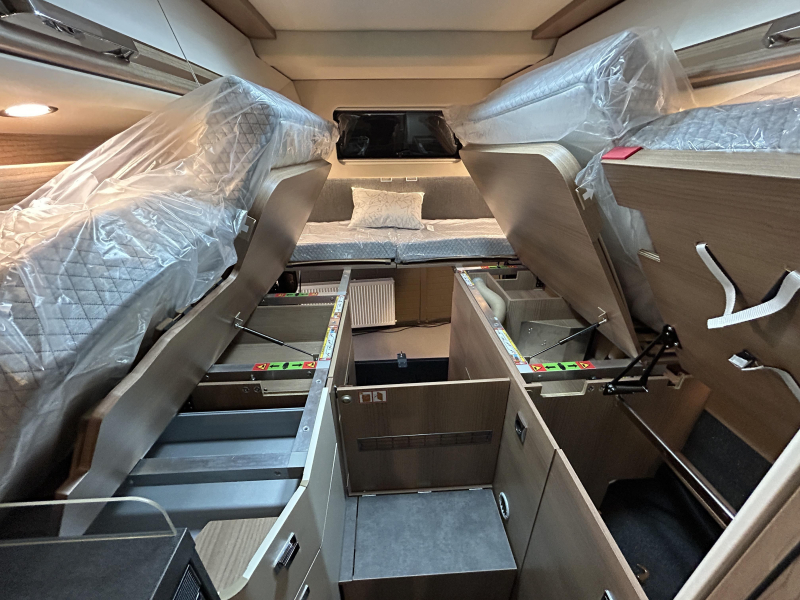 Malibu Genius 641 LE Mercedes Benz - Nieuw  foto: 8