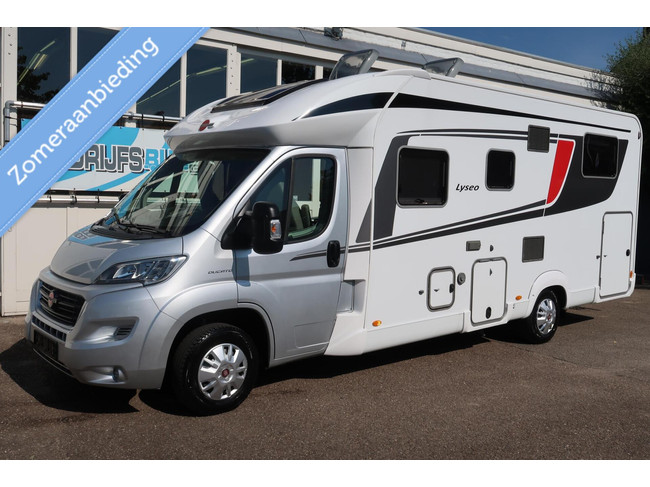 Bürstner LyseoT728|Automaat|Dakairco|Solar NETJES! Bürstner 728|AUTOMAAT | DAKAIRCO | SOLAR | !KEURIGE STAAT!