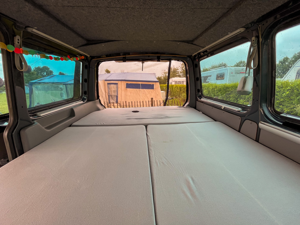 VOLKSWAGEN MULTIVAN foto: 5