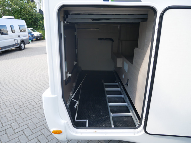 Chausson 718 XLB Special Edition, Cama Queen, Cama abatible!! foto: 20