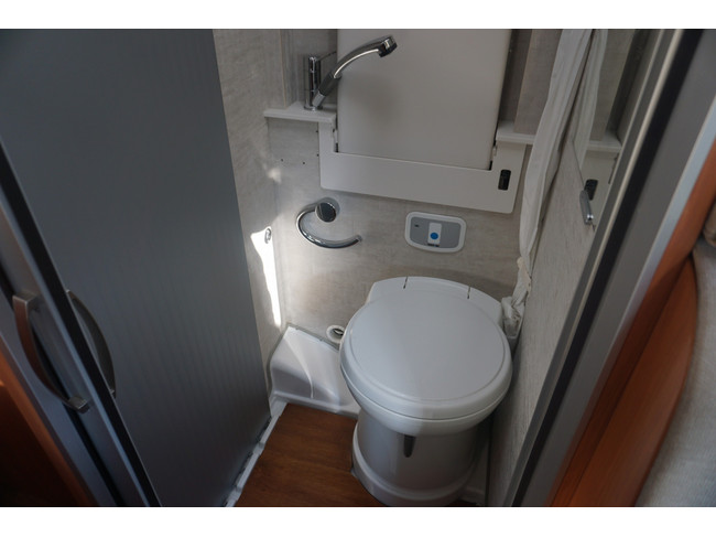 Hymer Exsis Van 374 foto: 17