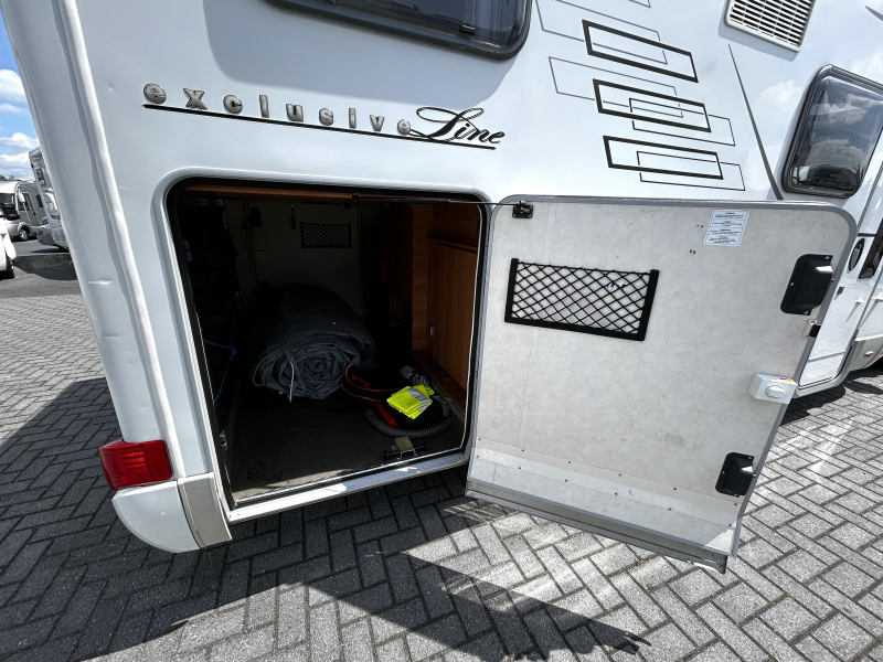 Hymer Tramp CL 674 Enkele-bedden/Euro-5/2012  foto: 6