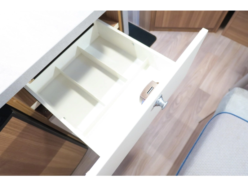 Weinsberg CaraOne Edition HOT 390 QD MOVER+CASSETTEL.+FIETSEND photo: 11
