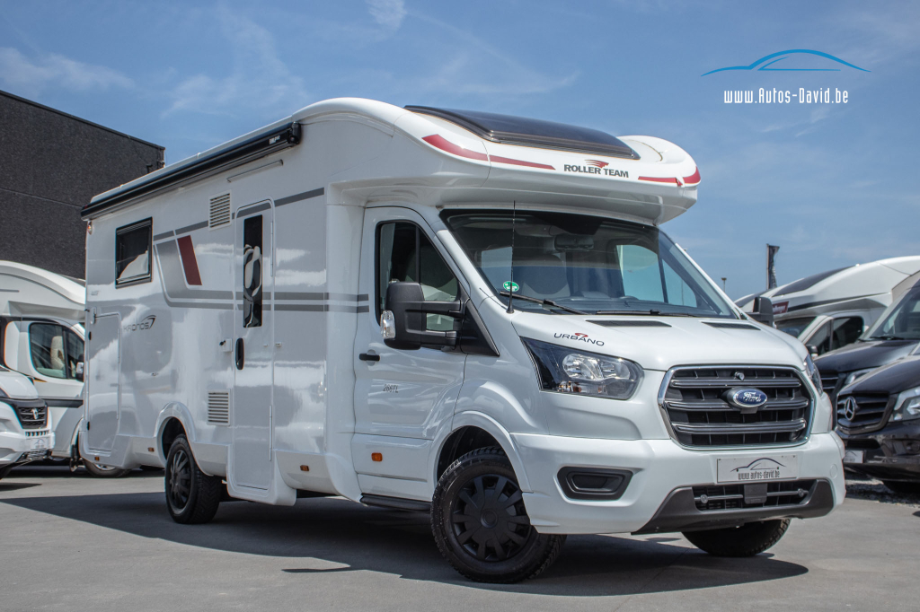 Roller Team Kronos 266TL 6 Slaappl. Half-integraal / 1 EIGENAAR / ZONNEPANEEL / AIRCO / CAMERA / QUEENSBED / GARAGE ! 