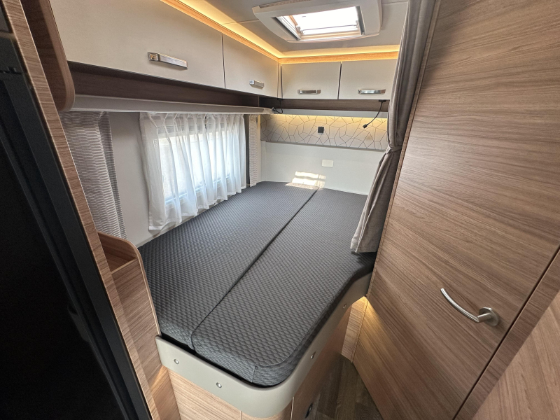 Weinsberg CaraSuite 650 MF AUTOM&Aacute;TICO FH05 5 personas foto: 14