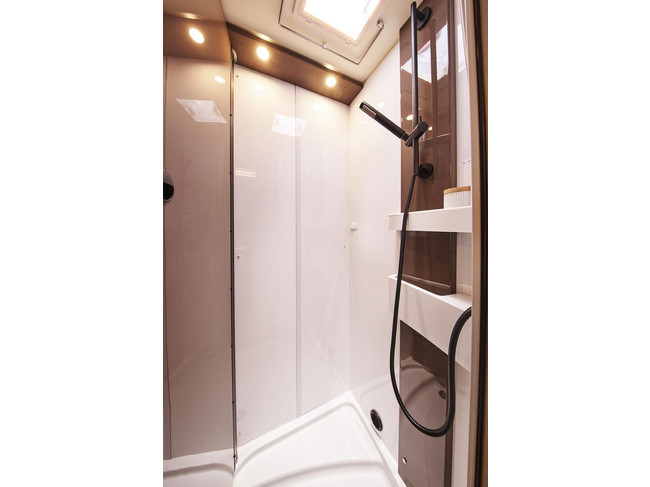 Bürstner B66 TD 690 Automaat de allerlaatste voor Nederland!! Actiemodel 2x in bestelling Verwacht foto: 9