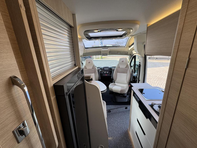 RAPIDO V55 2023 Pano Douche 5.99m foto: 14