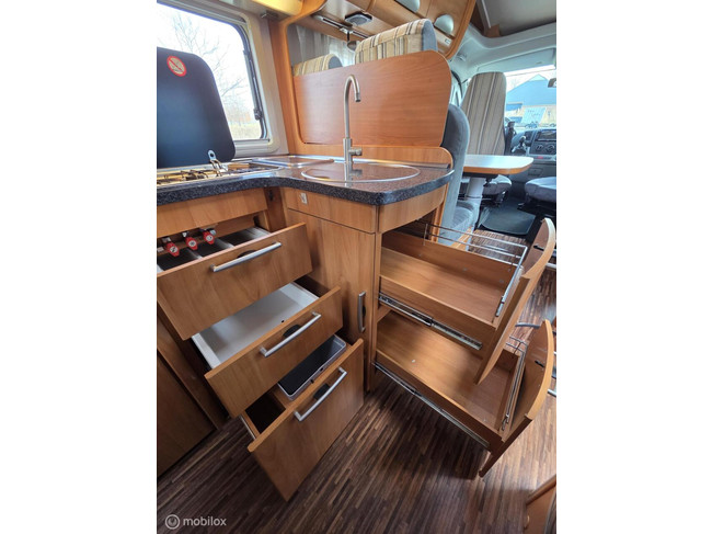 Hymer T 654 SL 131PK ☆Cruise, Motorairco, Camera, Solar☆ foto: 13