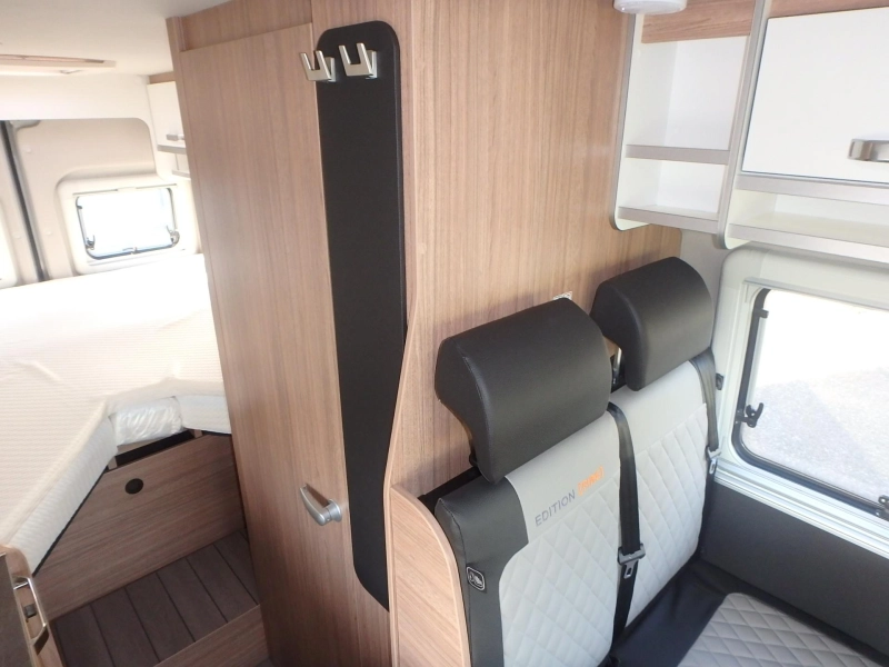Weinsberg CaraBus 600 ME FIRE EDITION foto: 18