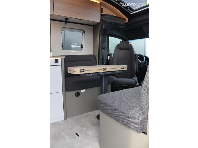 Hymer GT-S 685 170pk Automaat | Face to Face | Oven | Dieselverwarming | Winterpakket | Gescheiden Douche | Lengtebedden | Nieuw uit v foto: 5