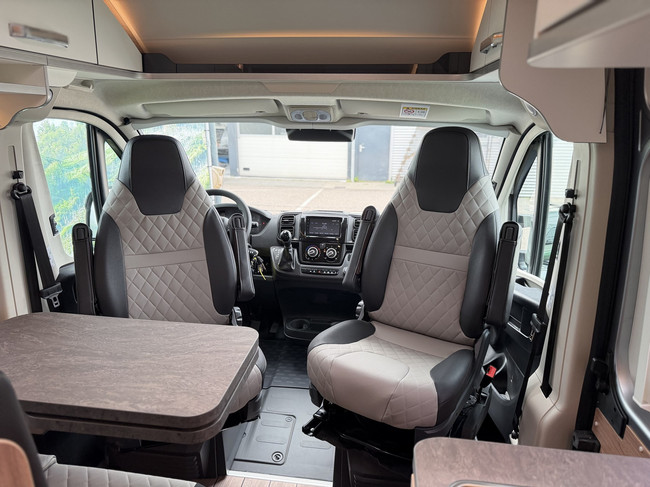 Weinsberg CaraBus 540 MQ Edition Fire Foto: 7