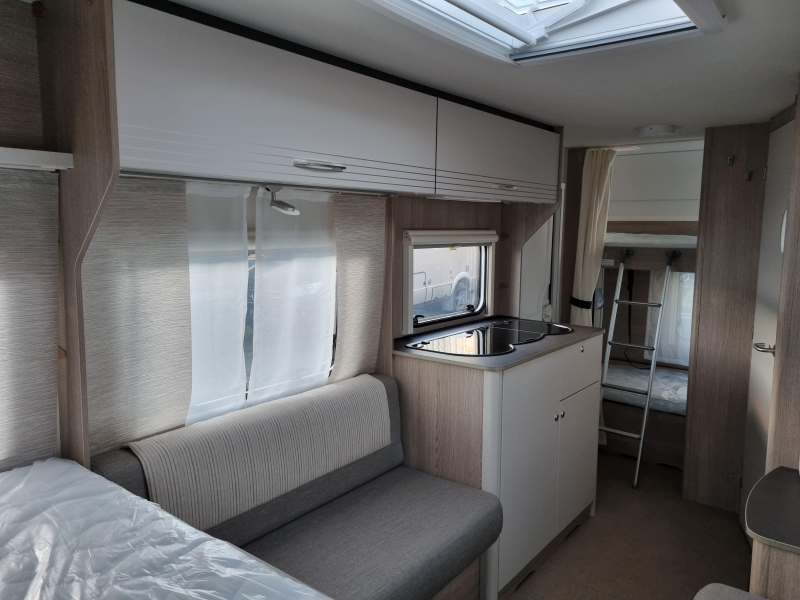 Bürstner Premio Life 490 TK Gratis Mover!  foto: 14