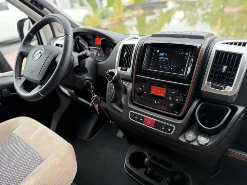 Carthago Chic C-Line T 4.9 LE -VOLL MIT ZUBEH&Ouml;R Foto: 9