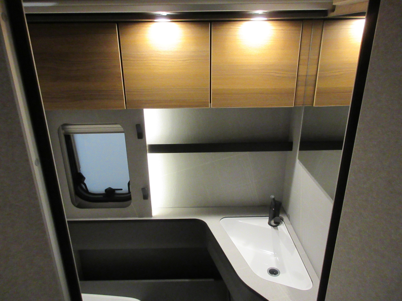Eriba Feeling 470 COMPACT CAMAS INDIVIDUALES!! foto: 14