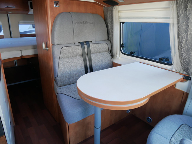 Carthago Malibu Van 600, 6 Meter Buscamper, Groot Bed!! foto: 9