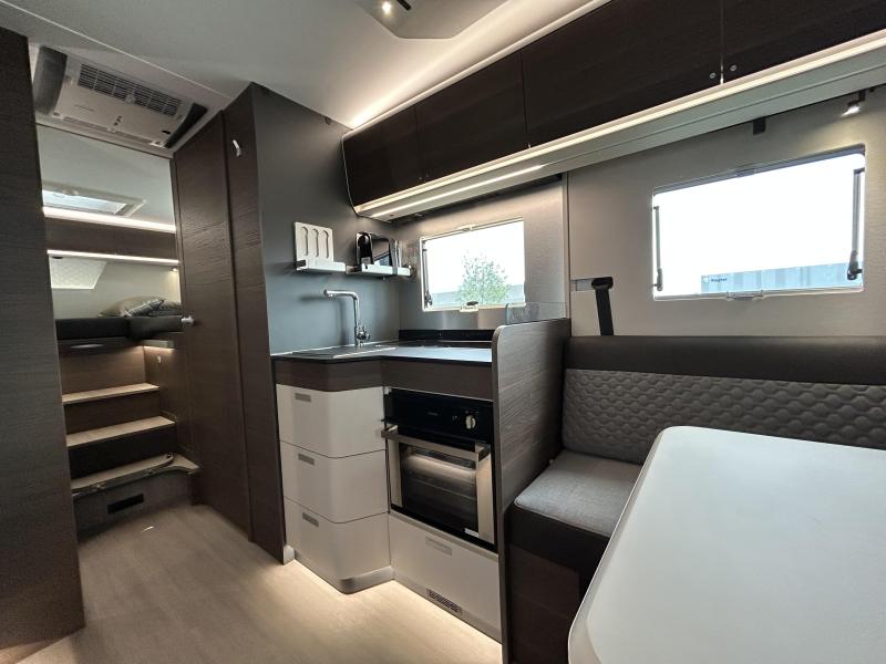 Adria Coral MB Supreme 670 DL  foto: 8