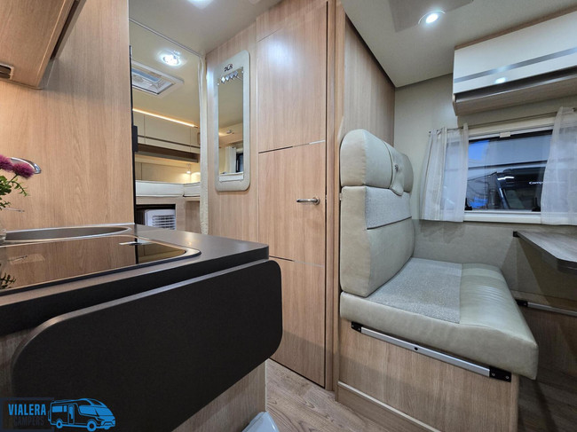 RAPIDO PLA Siena 385 * 5-PERS* topstaat* Lengtebedden foto: 3