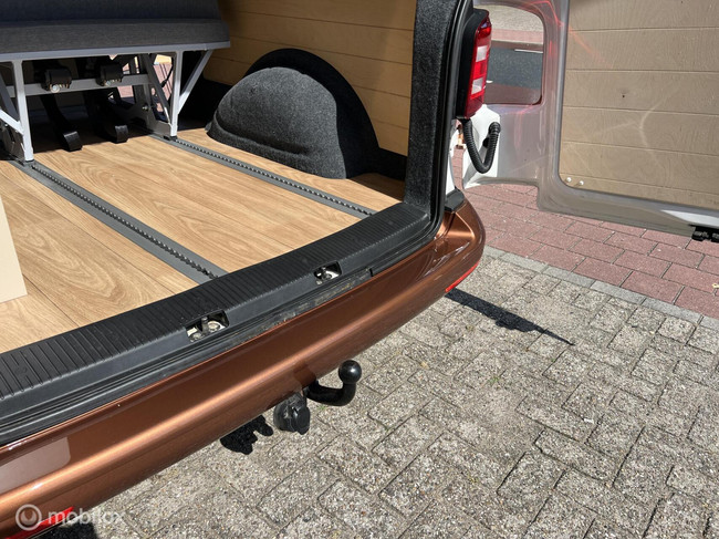 Volkswagen T6 2019 Florida L2H1 98k km Two-tone foto: 14