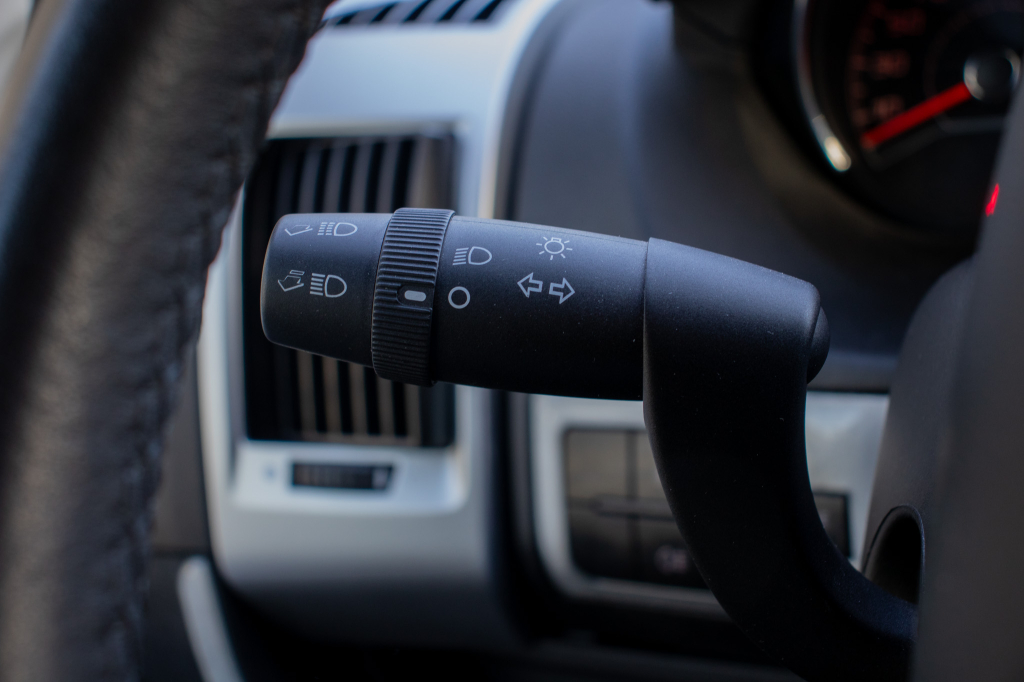 Karmann Davis 590 Skyroof foto: 55