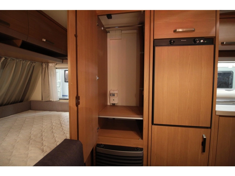 Knaus Sport 500 QDK Mover Voortent Fietsenrek  foto: 13