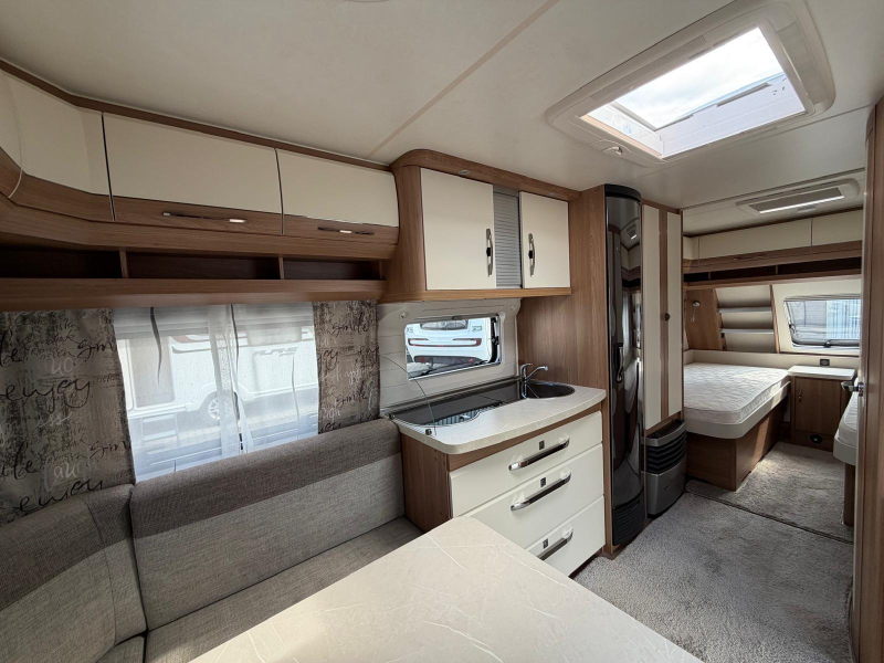 Hobby De Luxe 540 UL Vol uitgerust!!  foto: 12