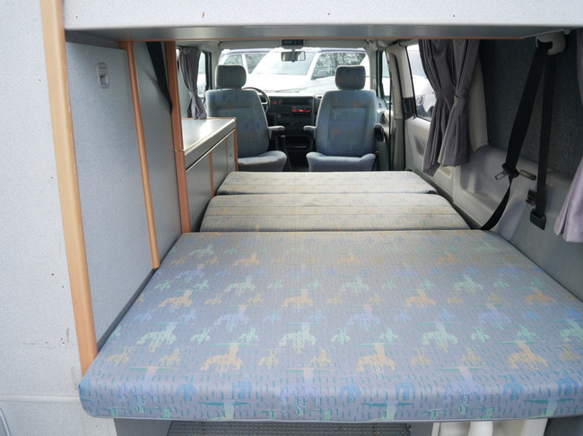 Volkswagen T4 Buscamper, California Inbouw, Lage Km foto: 15