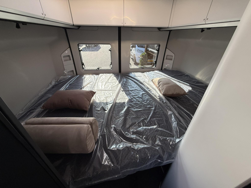 Adria Twin Supreme 600 SPB - AUTOMATIK Foto: 18