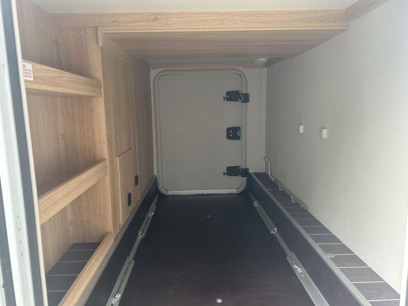 Knaus Sky Wave 60 Years 650 MEG Airco 230V, Zonnepaneel  foto: 18
