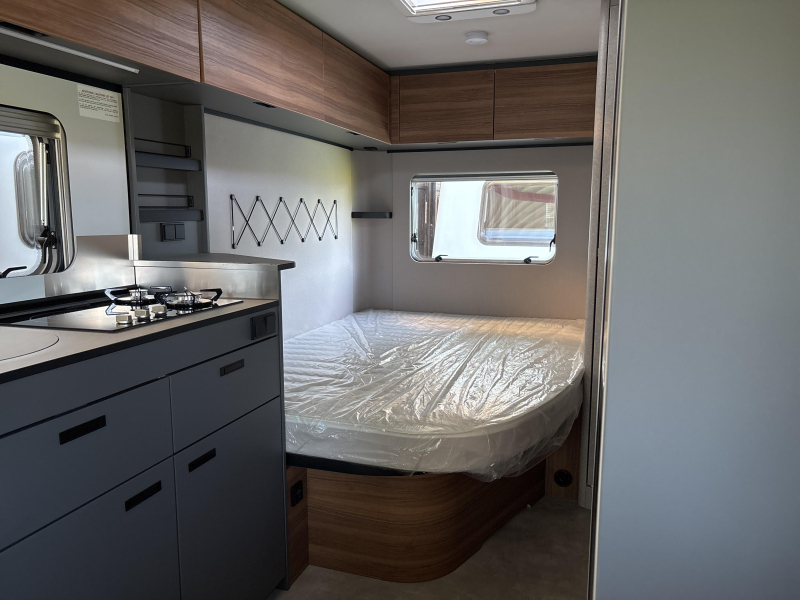 Eriba Novaline 485 Lulea Leaf Elegance pak.  foto: 8
