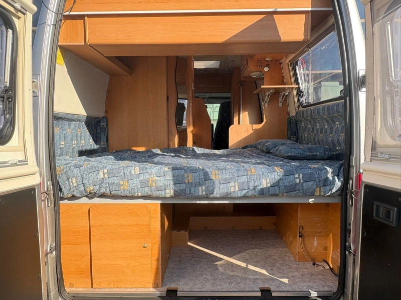 Adria Twin 560 560,Vastbed,Airco  foto: 8