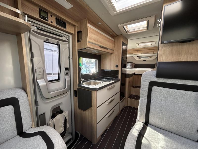 Knaus Sky TI 650 MEG Ex-alquiler foto: 10