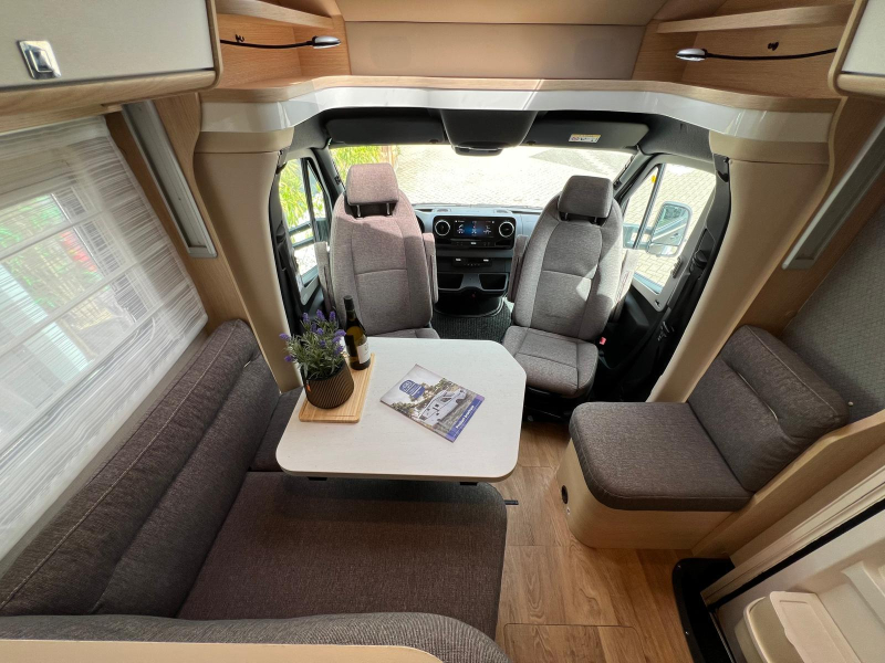 Hymer B-MC T 680 E&P nivel, aire acondicionado, Completamente equipado foto: 9