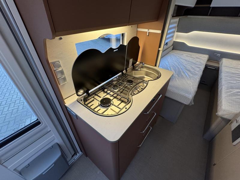 Bürstner Averso 535 TL  foto: 11